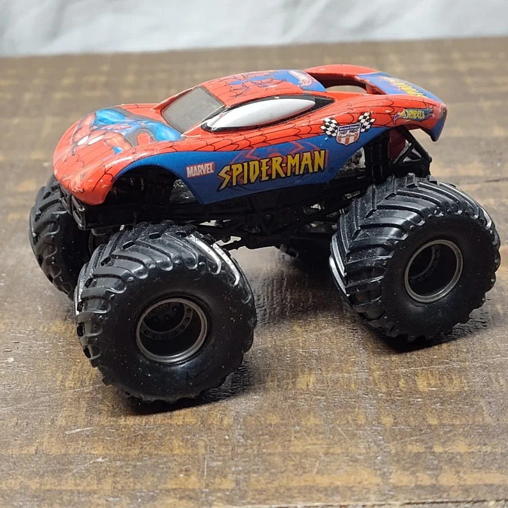 Hot Wheels Monster Jam 4X4 Truck SPIDERMAN Spider-man Marvel